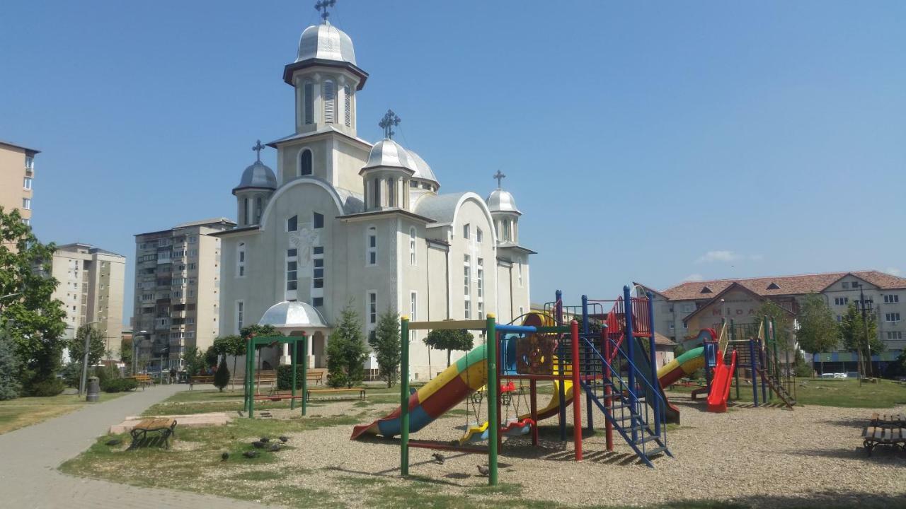 Апартаменти Sfanta Ecaterina - Garsoniera Алба-Юлія Екстер'єр фото